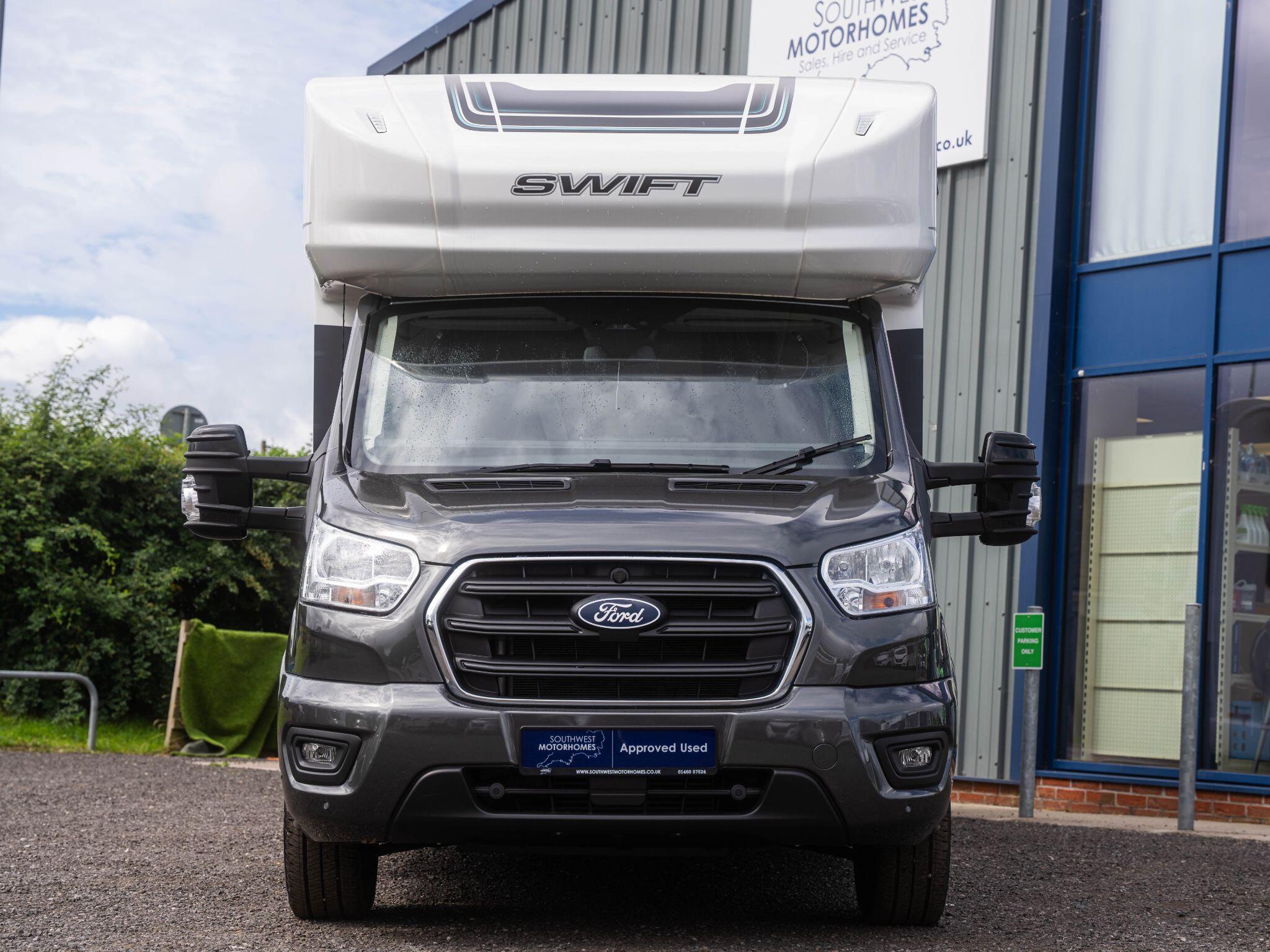 Swift Voyager 475